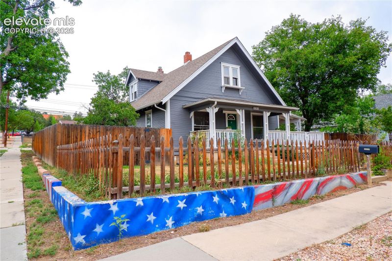 2038 Armstrong Ave, Colorado Springs, CO 80904