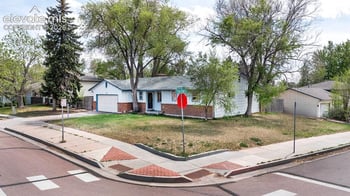 204 Byron Dr, Colorado Springs, CO 80910