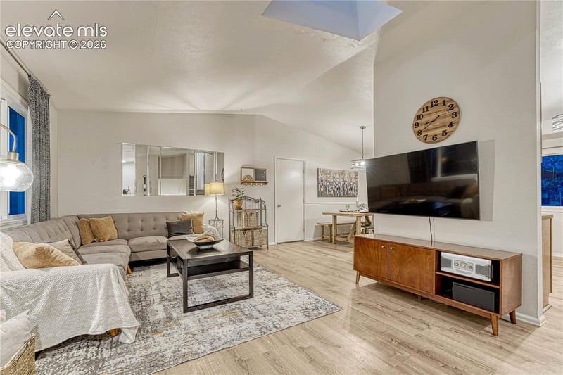 2045 Heathercrest Dr, Colorado Springs, CO 80915