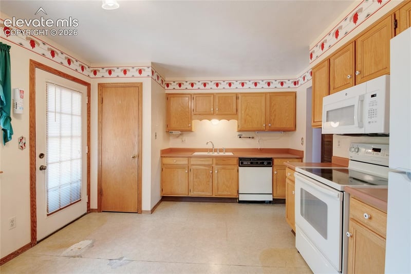 2045 Seven Arrow Dr, Colorado Springs, CO 80915