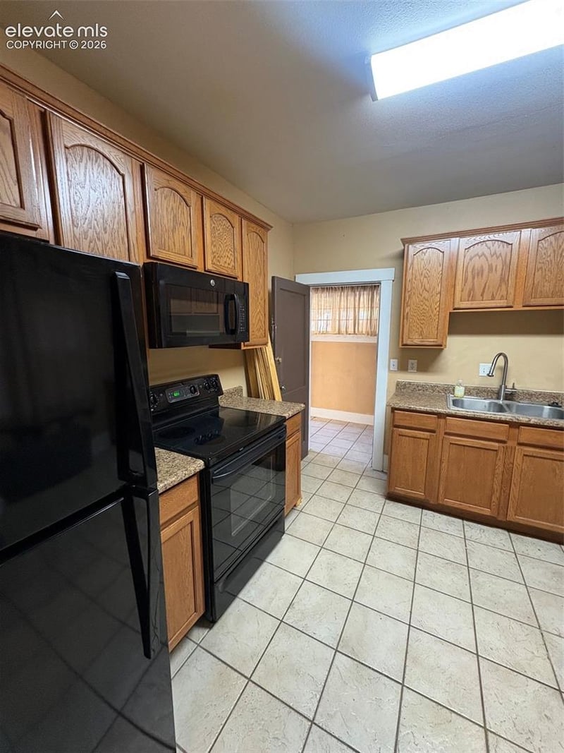 2046 Roanoke St, Colorado Springs, CO 80906