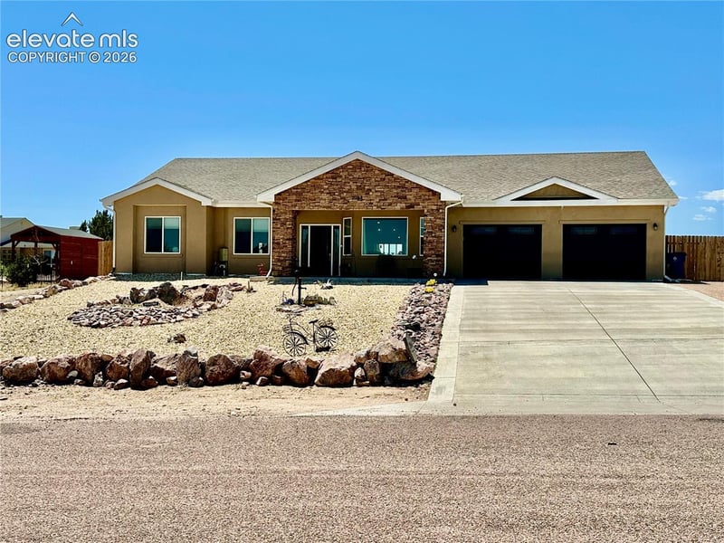 2064 W Hesperus Dr, Pueblo West, CO 81007