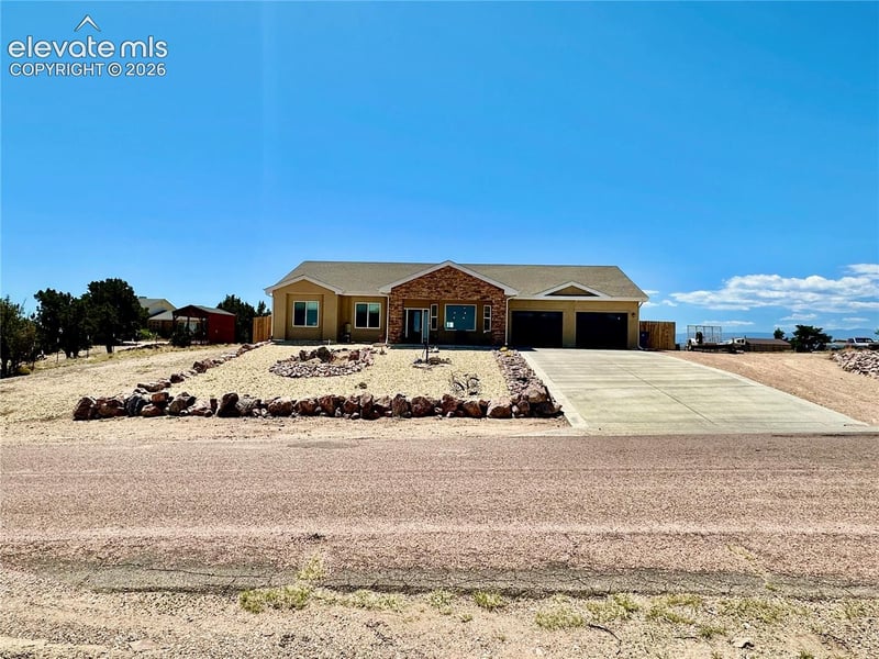 2064 W Hesperus Dr, Pueblo West, CO 81007