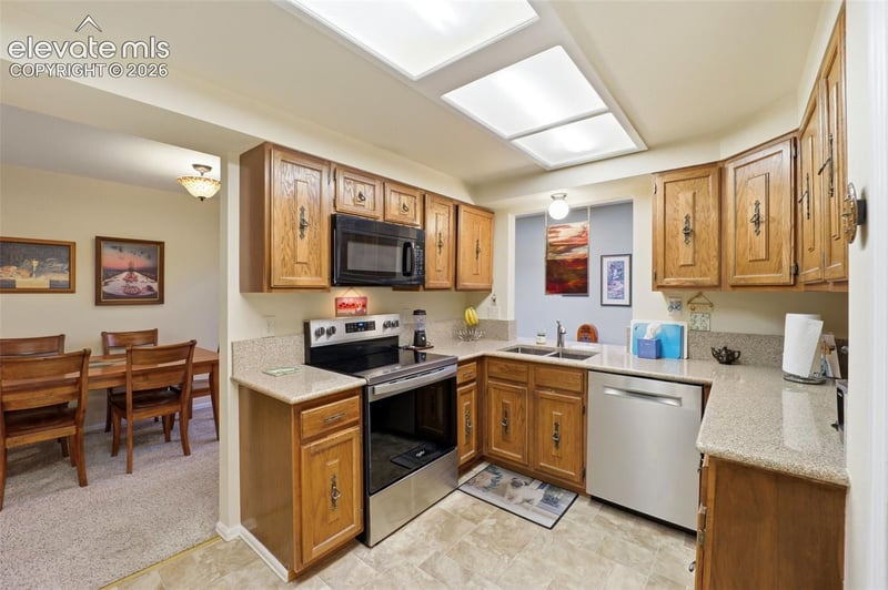 2087 Sussex Ln, Colorado Springs, CO 80909