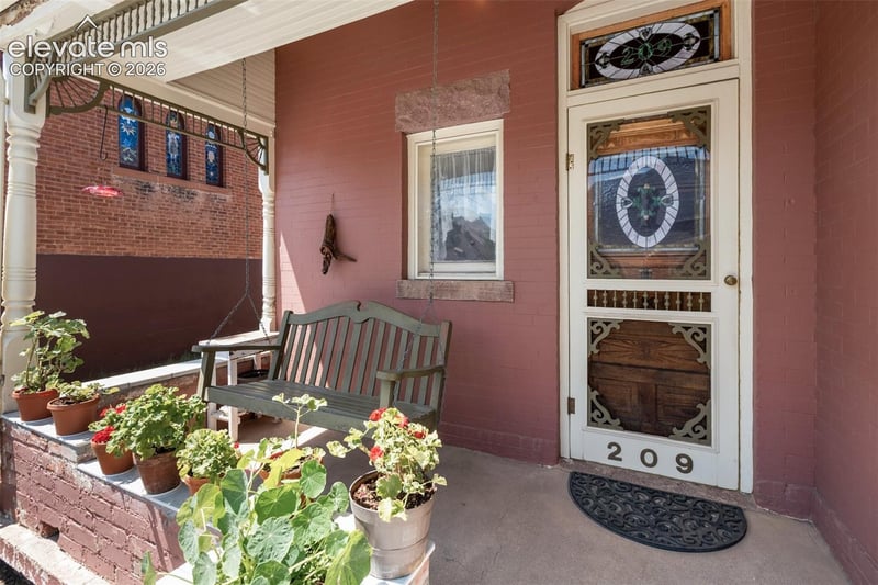 209 N 4th St, Cripple Creek, CO 80813