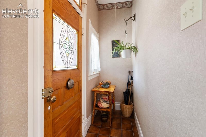 209 N 4th St, Cripple Creek, CO 80813