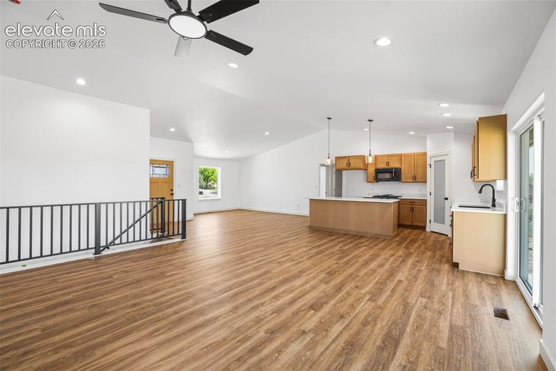 2094 W Woodstock Pl, Pueblo West, CO 81007