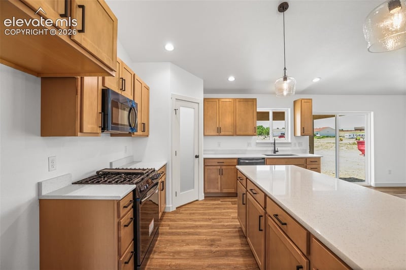 2094 W Woodstock Pl, Pueblo West, CO 81007