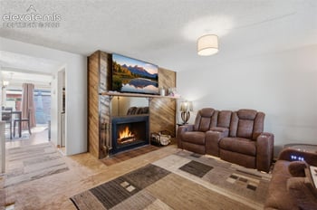 210 W Rockrimmon Blvd #G, Colorado Springs, CO 80919