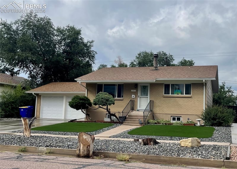 2102 Mount Vernon St, Colorado Springs, CO 80909