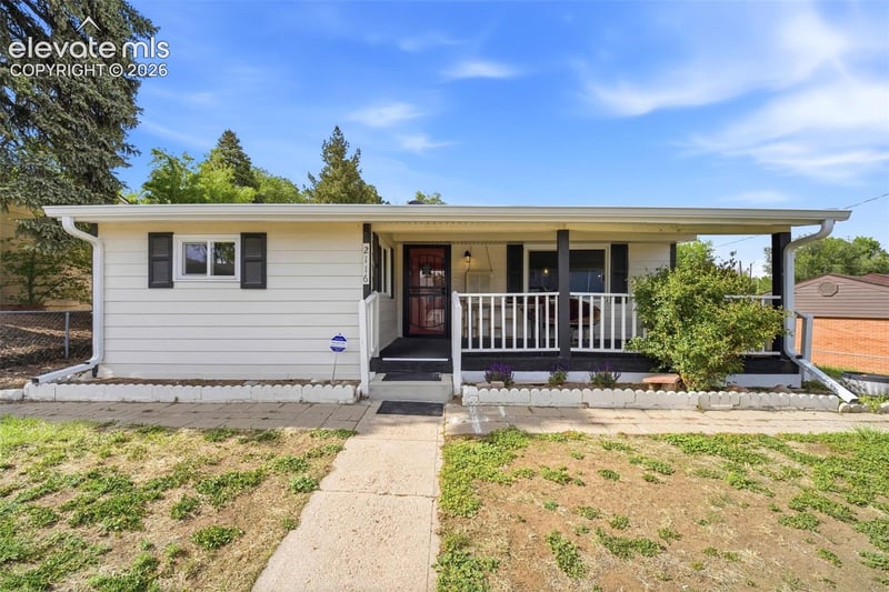 2116 Salt Dr, Colorado Springs, CO 80910