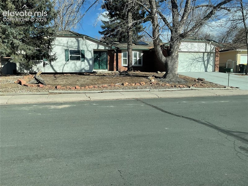 2123 Greenwich Cir, Colorado Springs, CO 80909