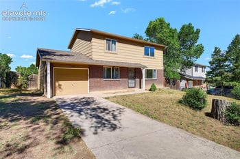 2133 Pepperwood Dr, Colorado Springs, CO 80910
