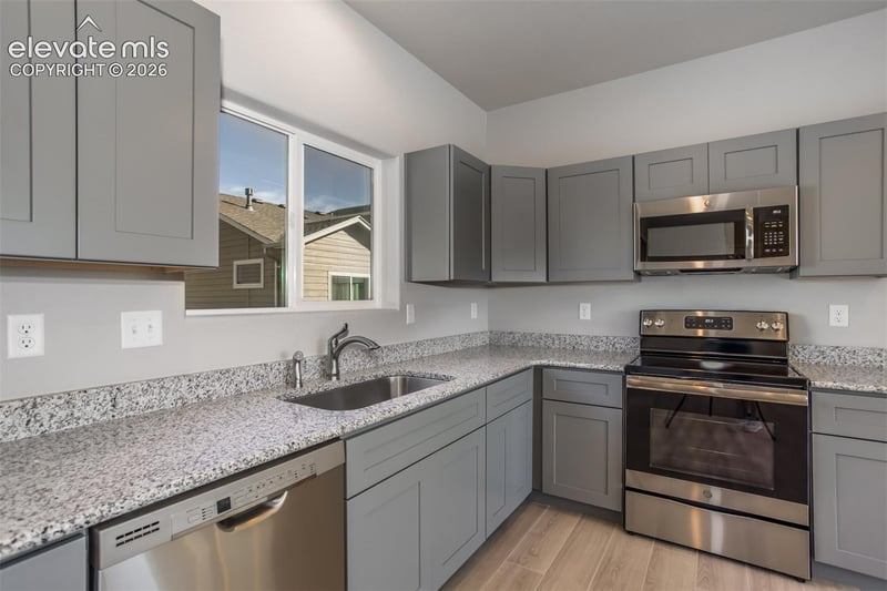 2135 Outfitters Grv, Colorado Springs, CO 80910
