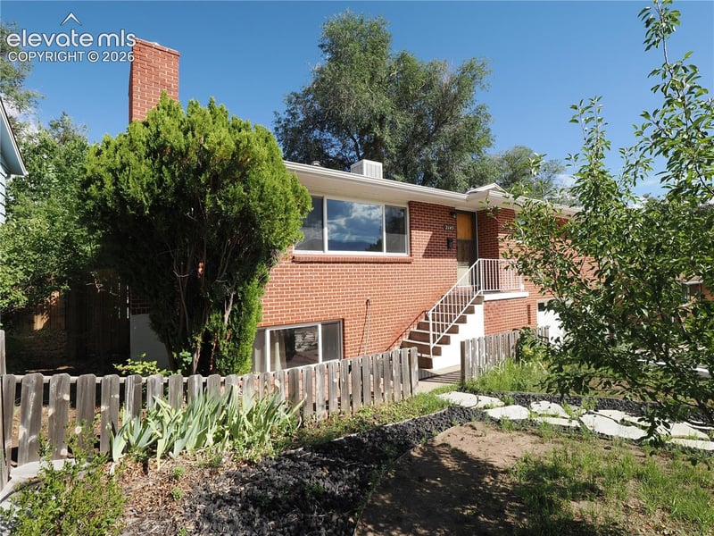 2145 Mcarthur Ave, Colorado Springs, CO 80909
