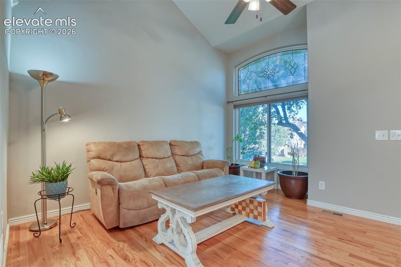 215 Medford Dr, Colorado Springs, CO 80921