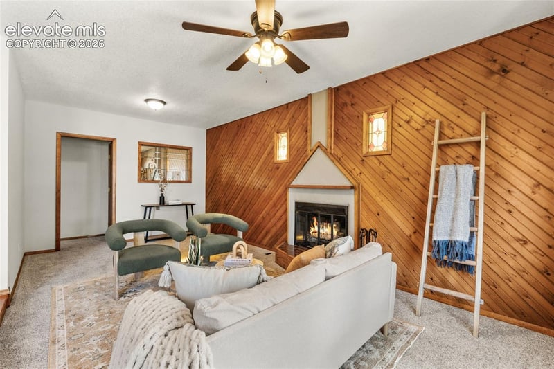 215 Twain Ct, Colorado Springs, CO 80916