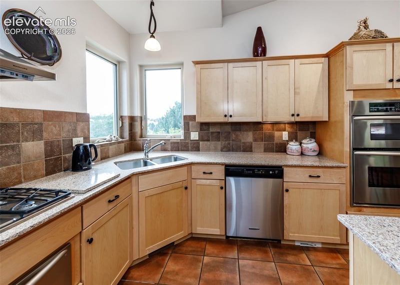 2160 Mulligan Dr, Colorado Springs, CO 80920