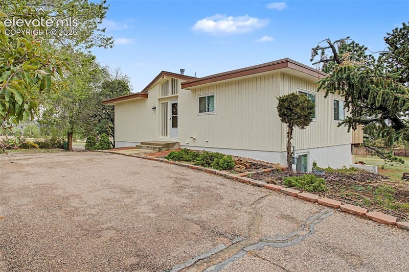 2171 Copley Rd, Colorado Springs, CO 80920