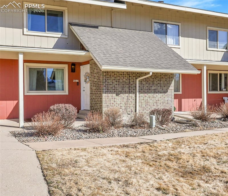 218 W Rockrimmon Blvd #C, Colorado Springs, CO 80919