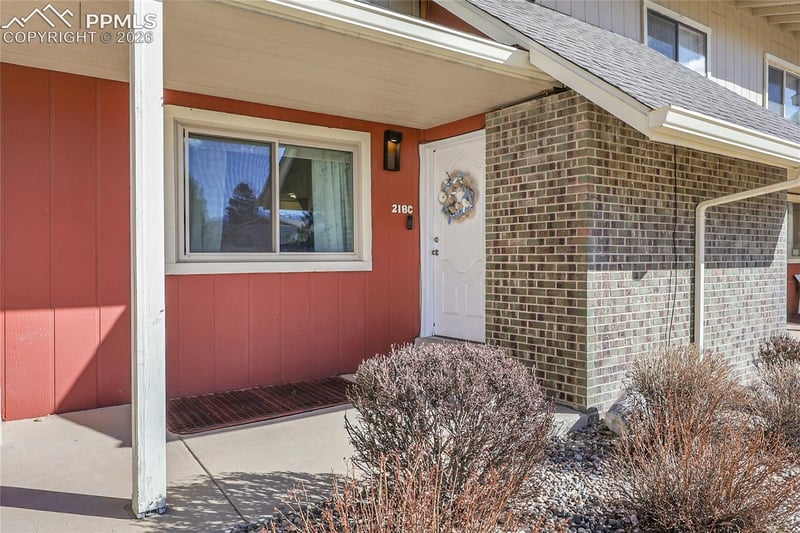 218 W Rockrimmon Blvd #C, Colorado Springs, CO 80919