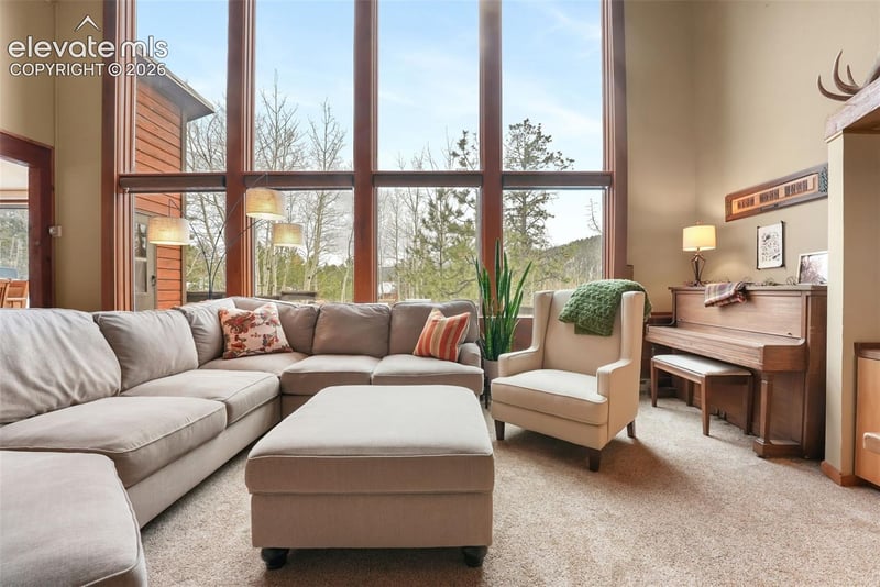 220 Morning Sun Dr, Woodland Park, CO 80863