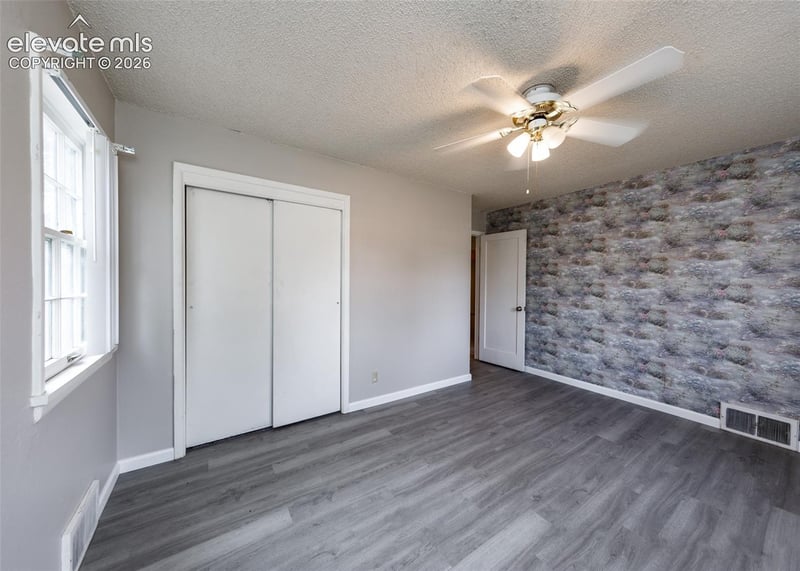 2203 Templeton Gap Rd, Colorado Springs, CO 80907