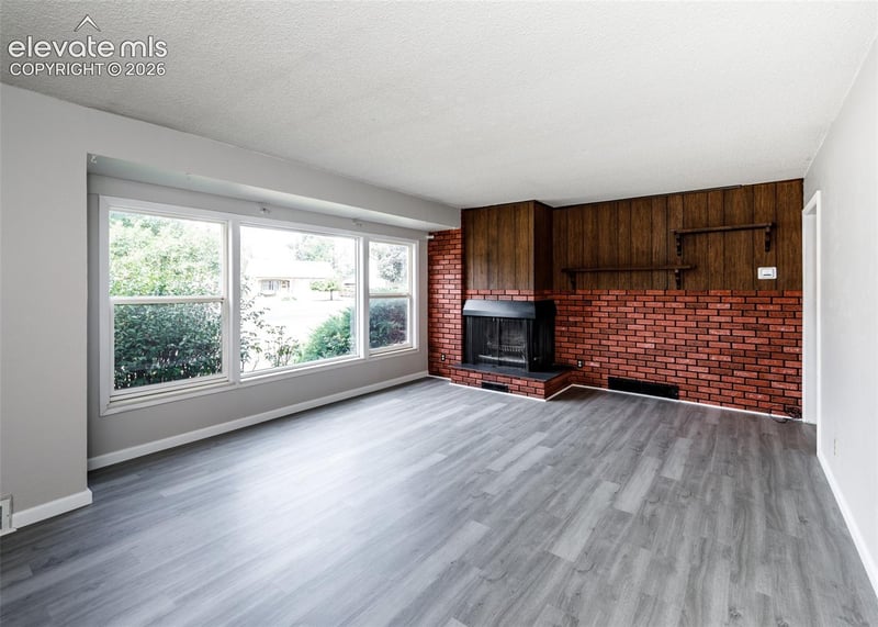 2203 Templeton Gap Rd, Colorado Springs, CO 80907