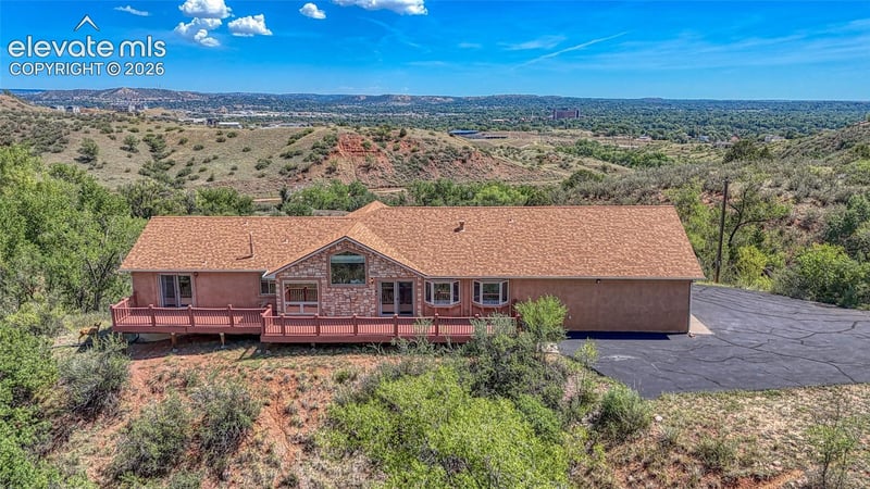 2205 Mesa Rd, Colorado Springs, CO 80904