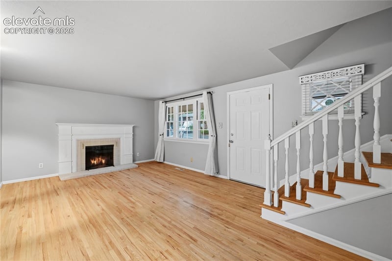 2212 Glenn Summer Rd, Colorado Springs, CO 80909