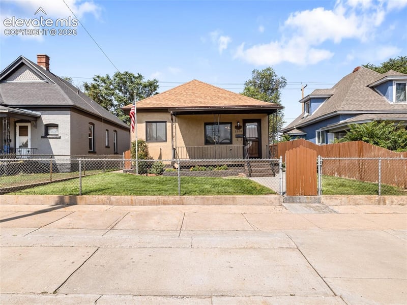 2213 E Evans Ave, Pueblo, CO 81004