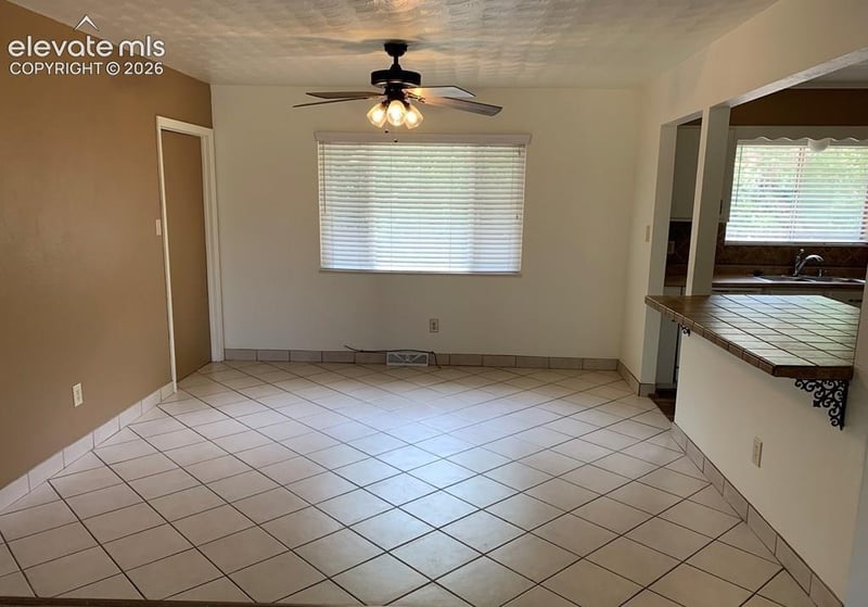 2215 Montezuma Rd, Pueblo, CO 81003