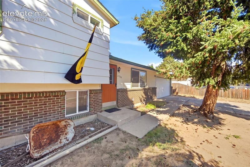 2220 Shawnee Dr, Colorado Springs, CO 80915