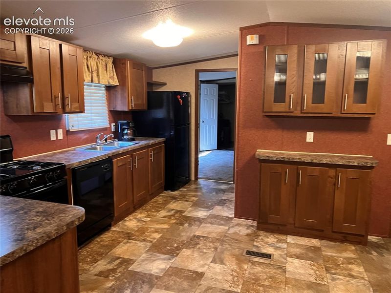 2221 S Prairie Ave #145, Pueblo, CO 81005