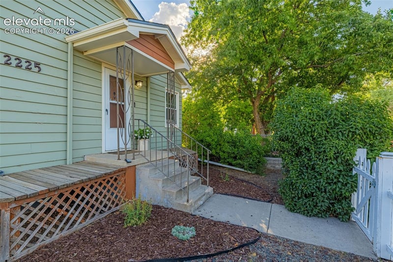 2225 Hagerman St, Colorado Springs, CO 80904