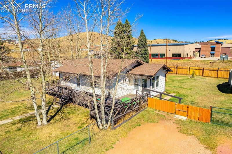 223 W Golden Ave, Cripple Creek, CO 80813
