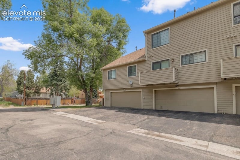 223 Lorraine Ct, Colorado Springs, CO 80905