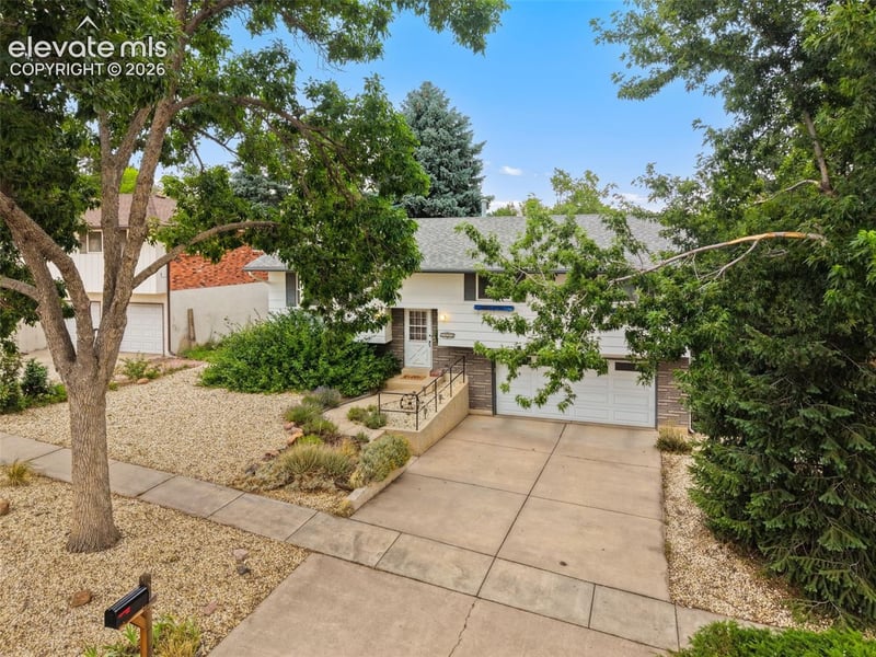 2244 Glenwood Cir, Colorado Springs, CO 80909
