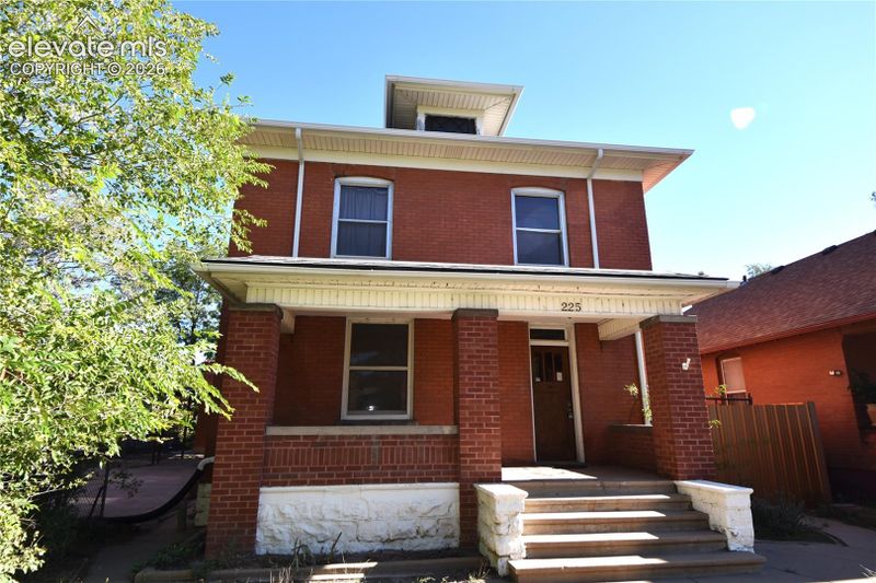 225 W Evans Ave, Pueblo, CO 81004