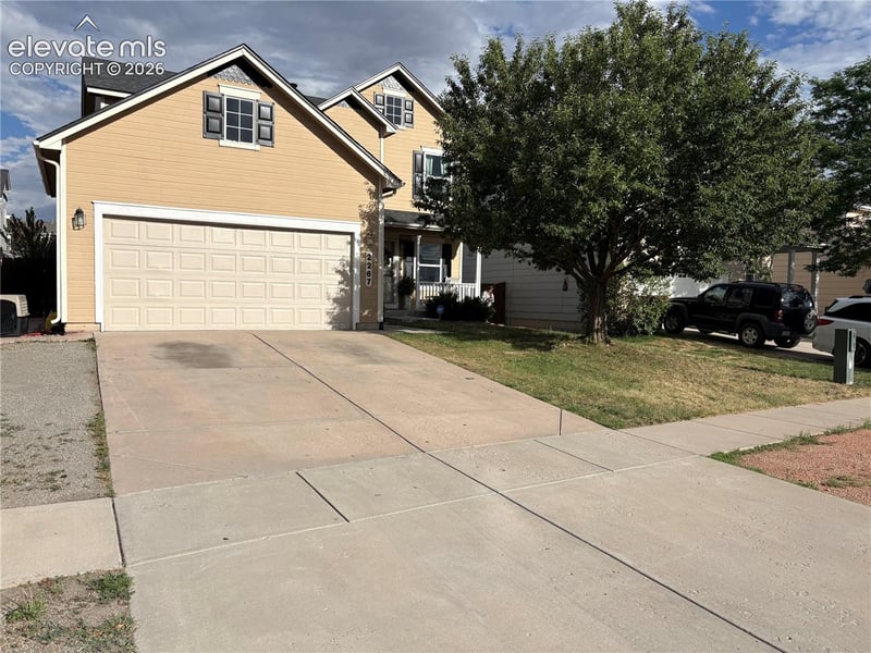 2267 Pinyon Jay Dr, Colorado Springs, CO 80951