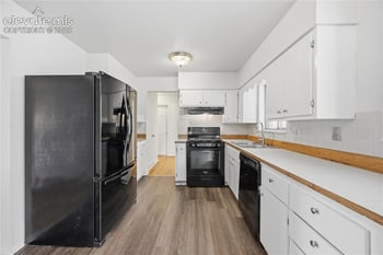 228 Fairfax St, Colorado Springs, CO 80911