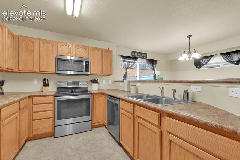 2280 E La Salle St #108, Colorado Springs, CO 80909