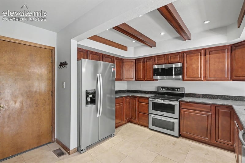 23 Woodbridge Dr, Colorado Springs, CO 80906