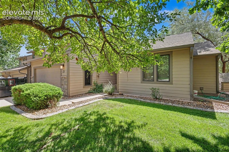 23 Woodbridge Dr, Colorado Springs, CO 80906
