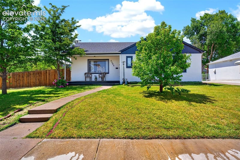 2303 De Soto Rd, Pueblo, CO 81003