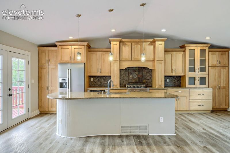 2305 Distinctive Dr, Colorado Springs, CO 80920