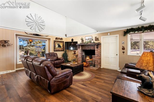 231 S Forty Rd, Woodland Park, CO 80863