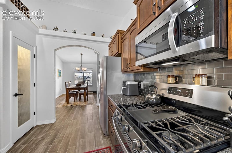 2311 Meadowlark Ln, Pueblo, CO 81001