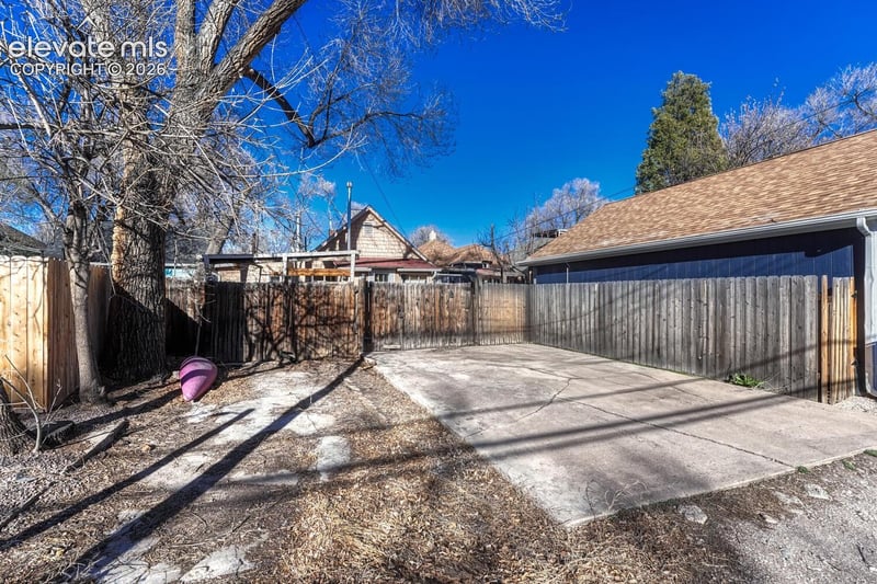 2313 W Bijou St, Colorado Springs, CO 80904