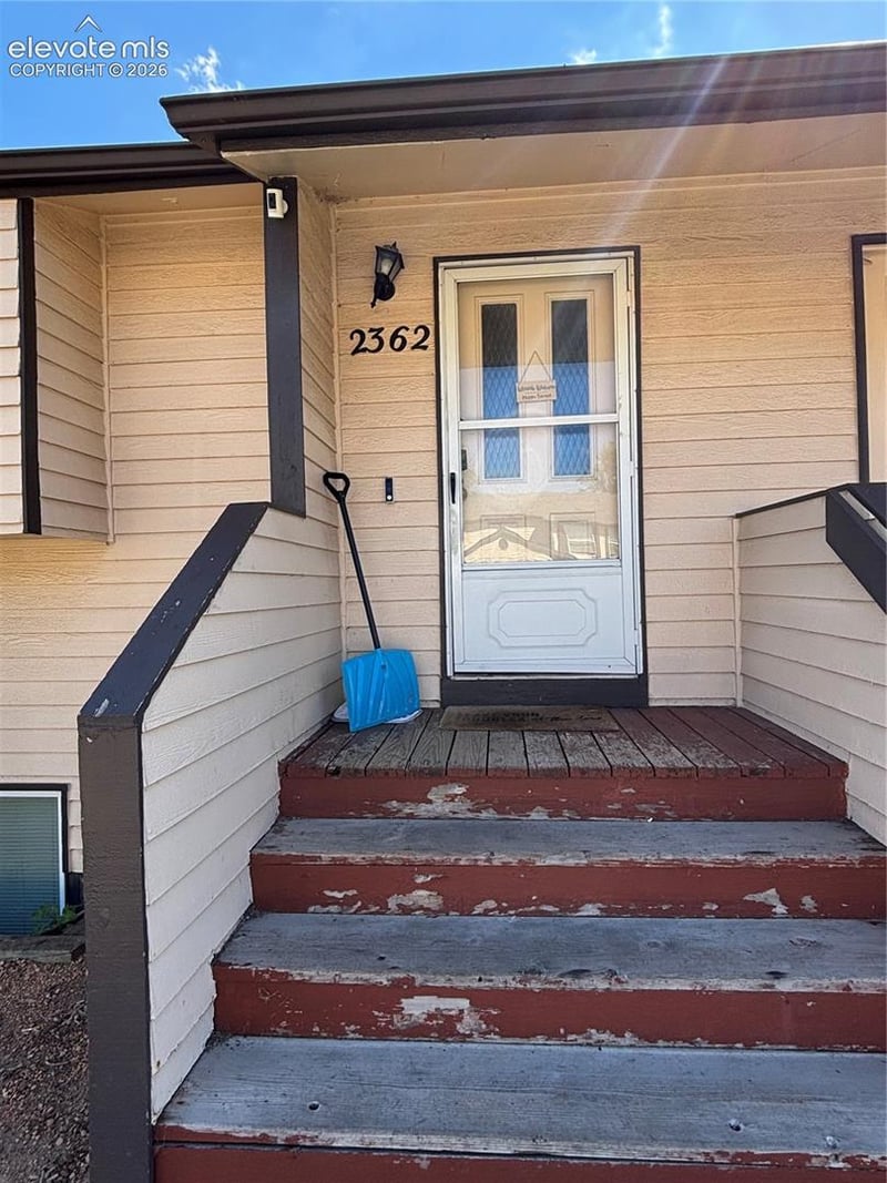 2362 Lexington Village Ln, Colorado Springs, CO 80916